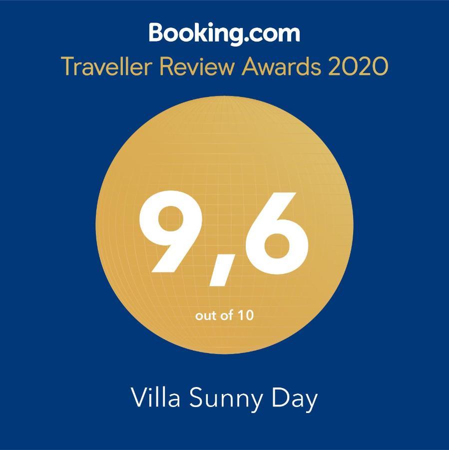 Villa Sunny Day Marathón Exteriör bild